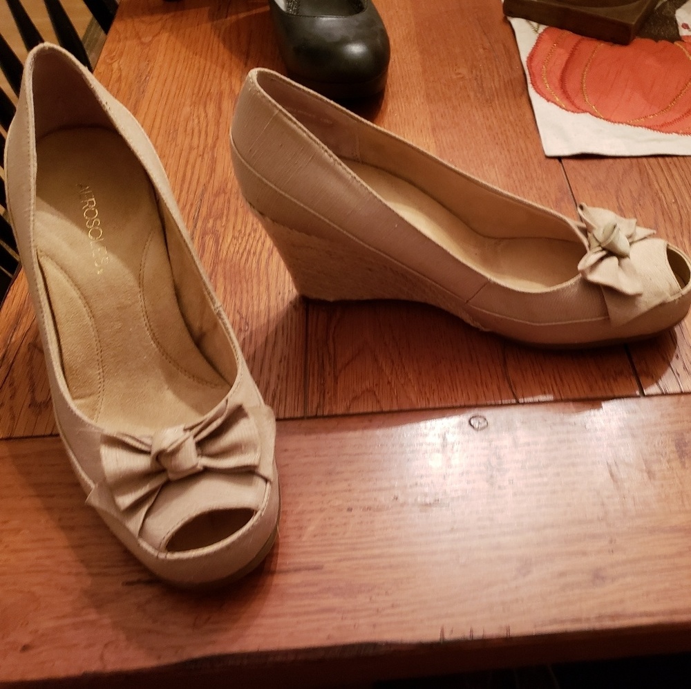 Wedges shoes